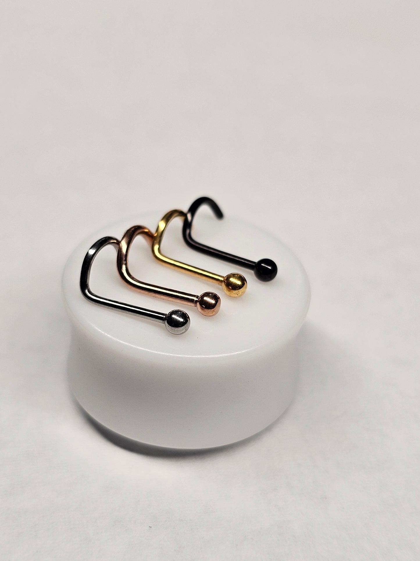 Dot nose stud 0.8/1mm