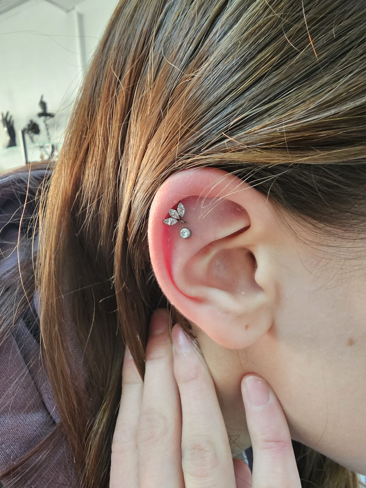 Piercing na uhlju