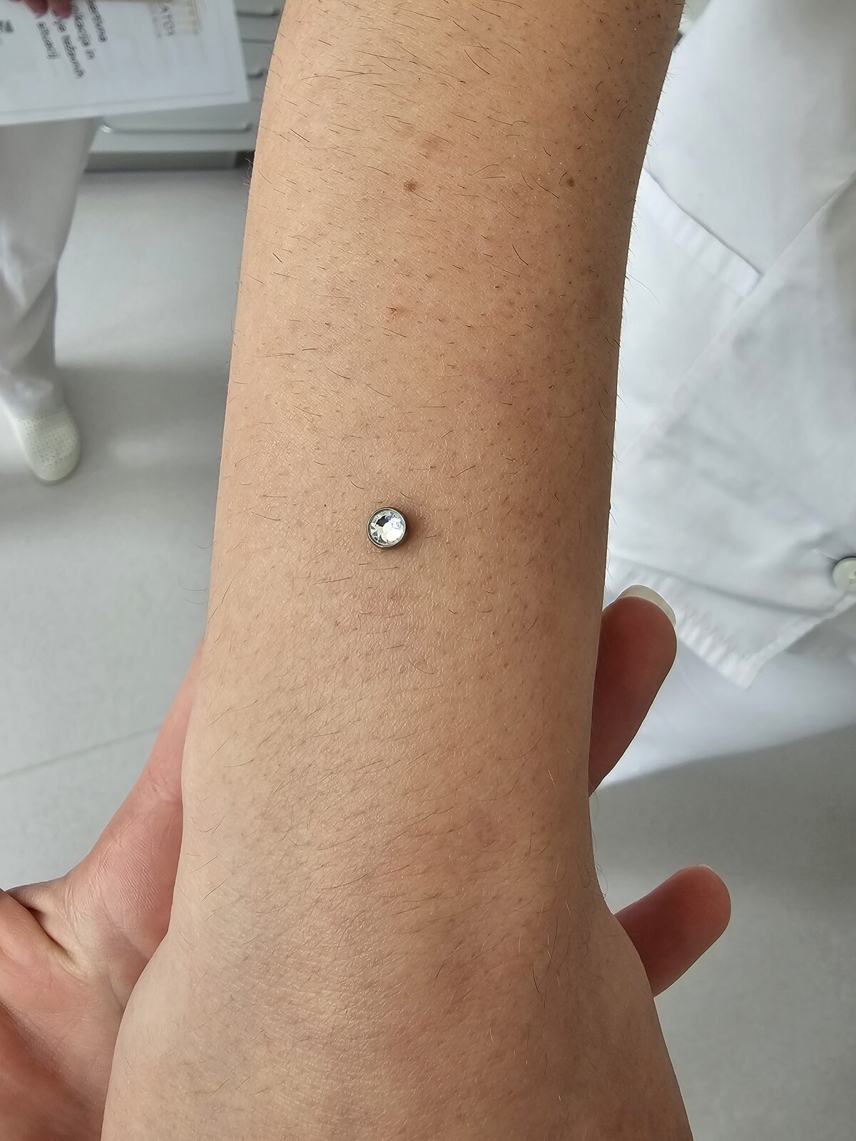 Dermal piercing